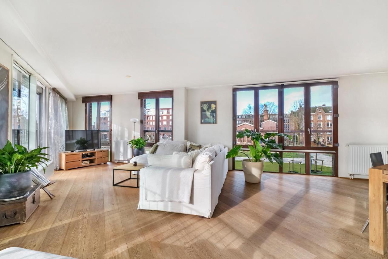 170M2 Appartment With Jacuzzi & Steam Bath In Center Of Amsterdam Extérieur photo